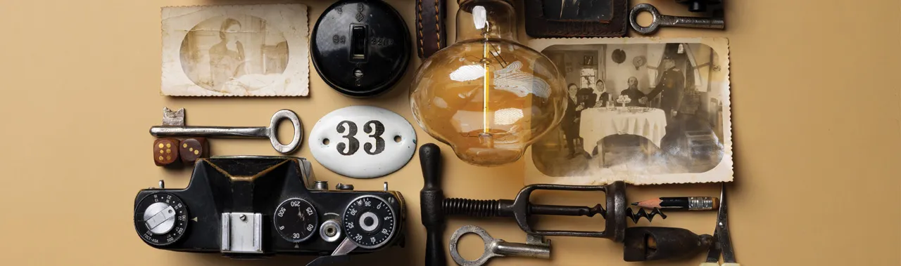 Contact Blue Box Vintage, Stafford